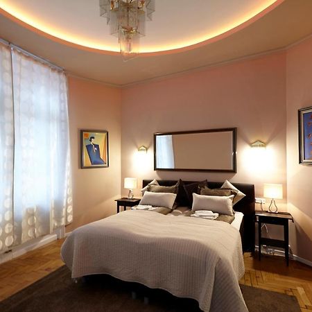 Urban Apartments In Vienna Downtown Bagian luar foto