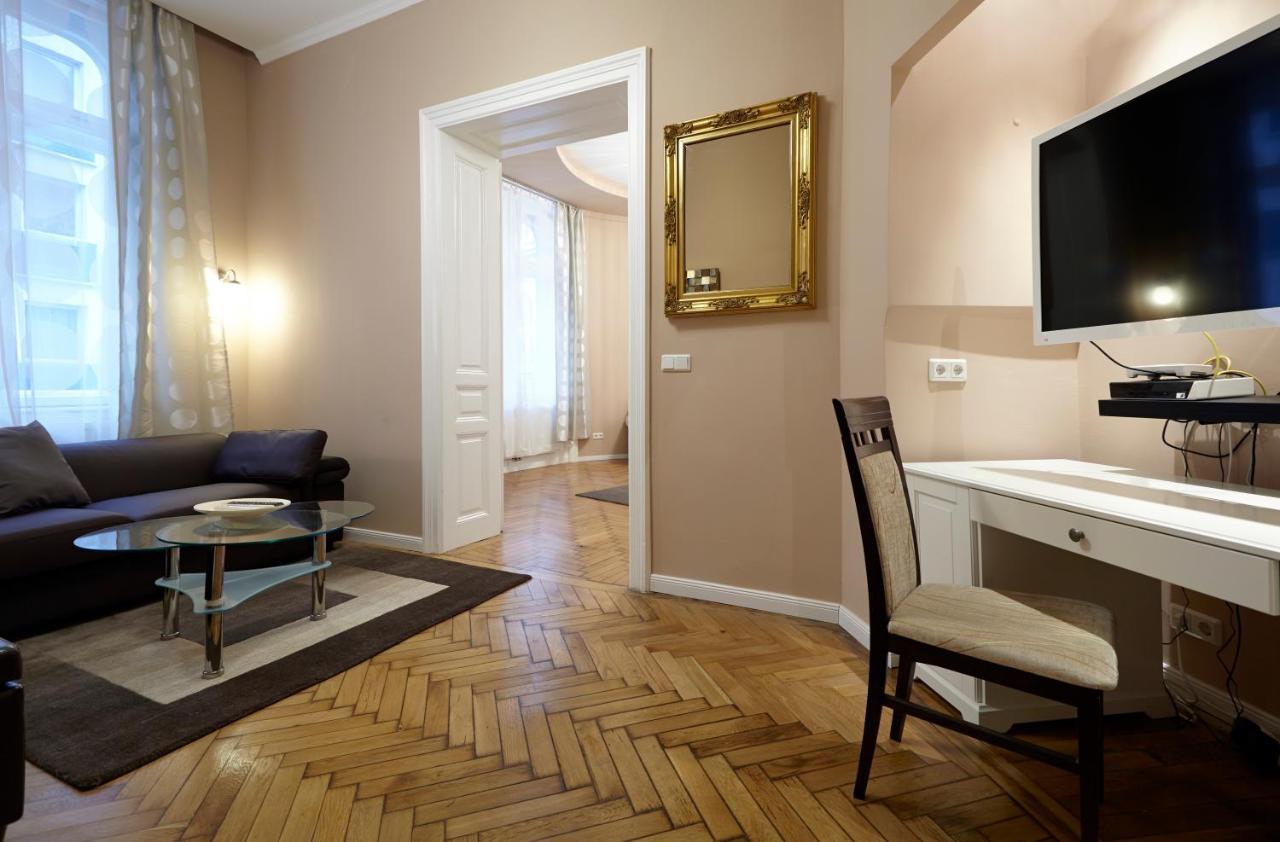 Urban Apartments In Vienna Downtown Bagian luar foto